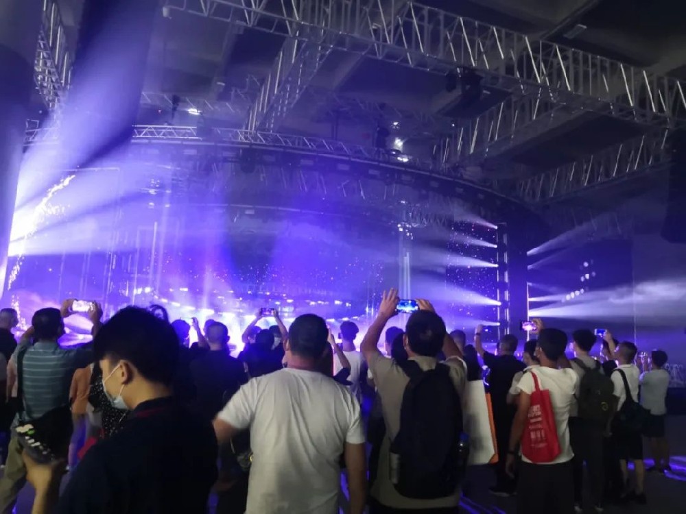 现场扩声系统如何调试安装？